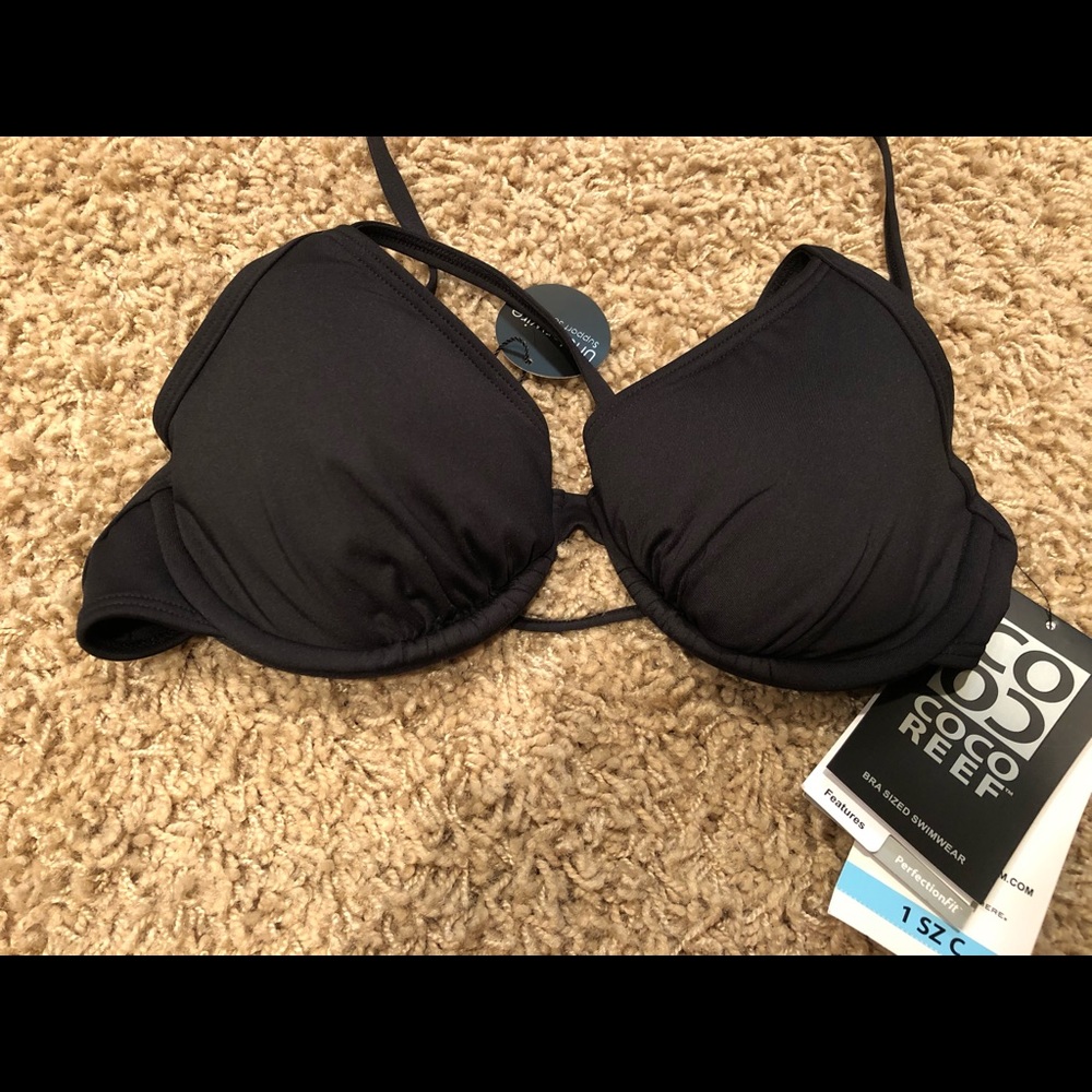Coco Reef bikini top